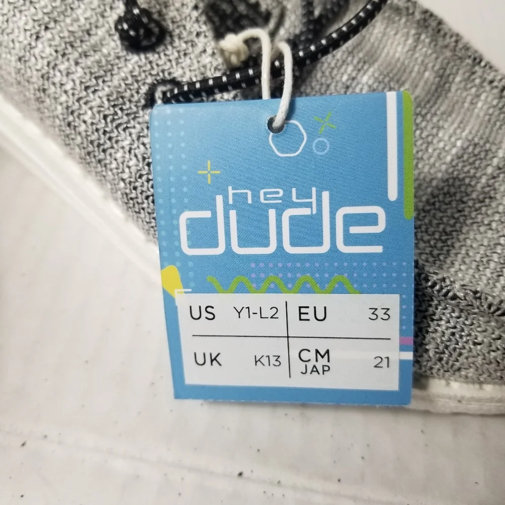 NWT HEY DUDE KIDS GRAY SHOES SIZE YOUTH 1